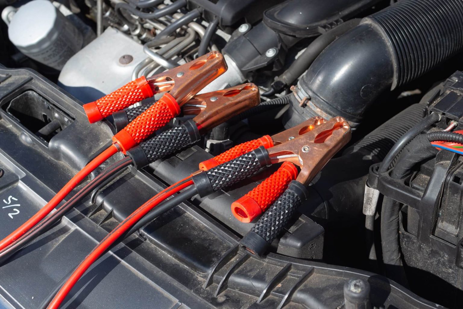 How to Boost a Car Battery the Right Way